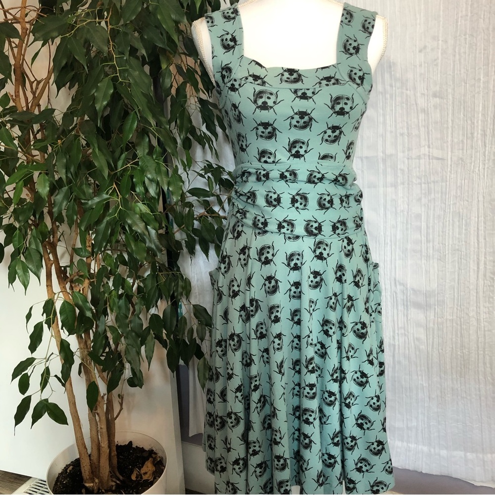 EFFIES HEART woman SZ M dress ladybug print fit & flair 50s look sweetheart neck - Picture 1 of 16